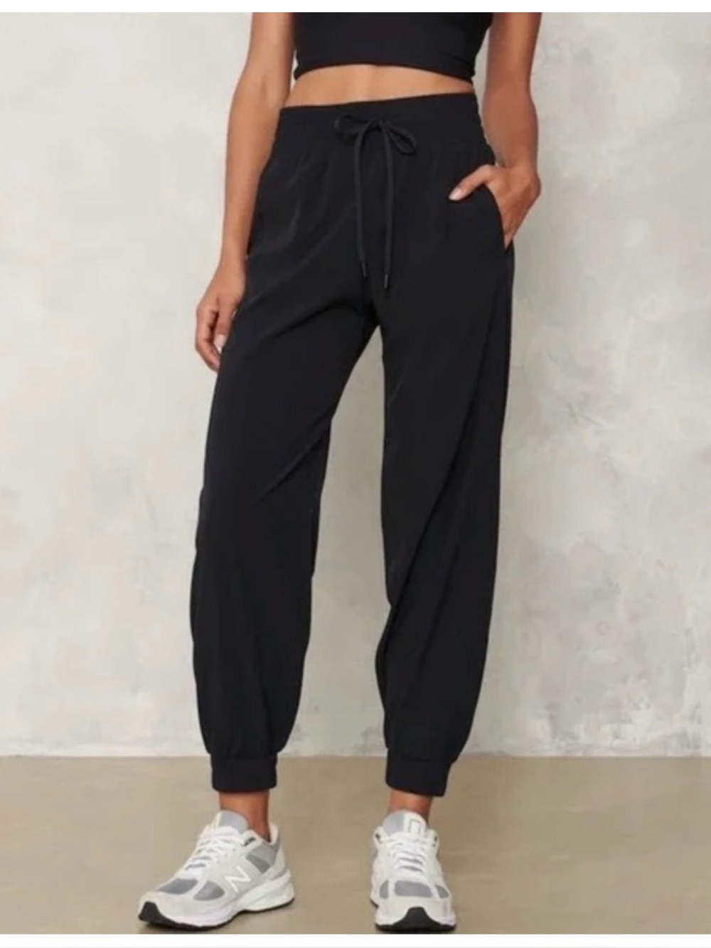 Abercrombie & Fitch Black Knit Joggers with Drawstring
